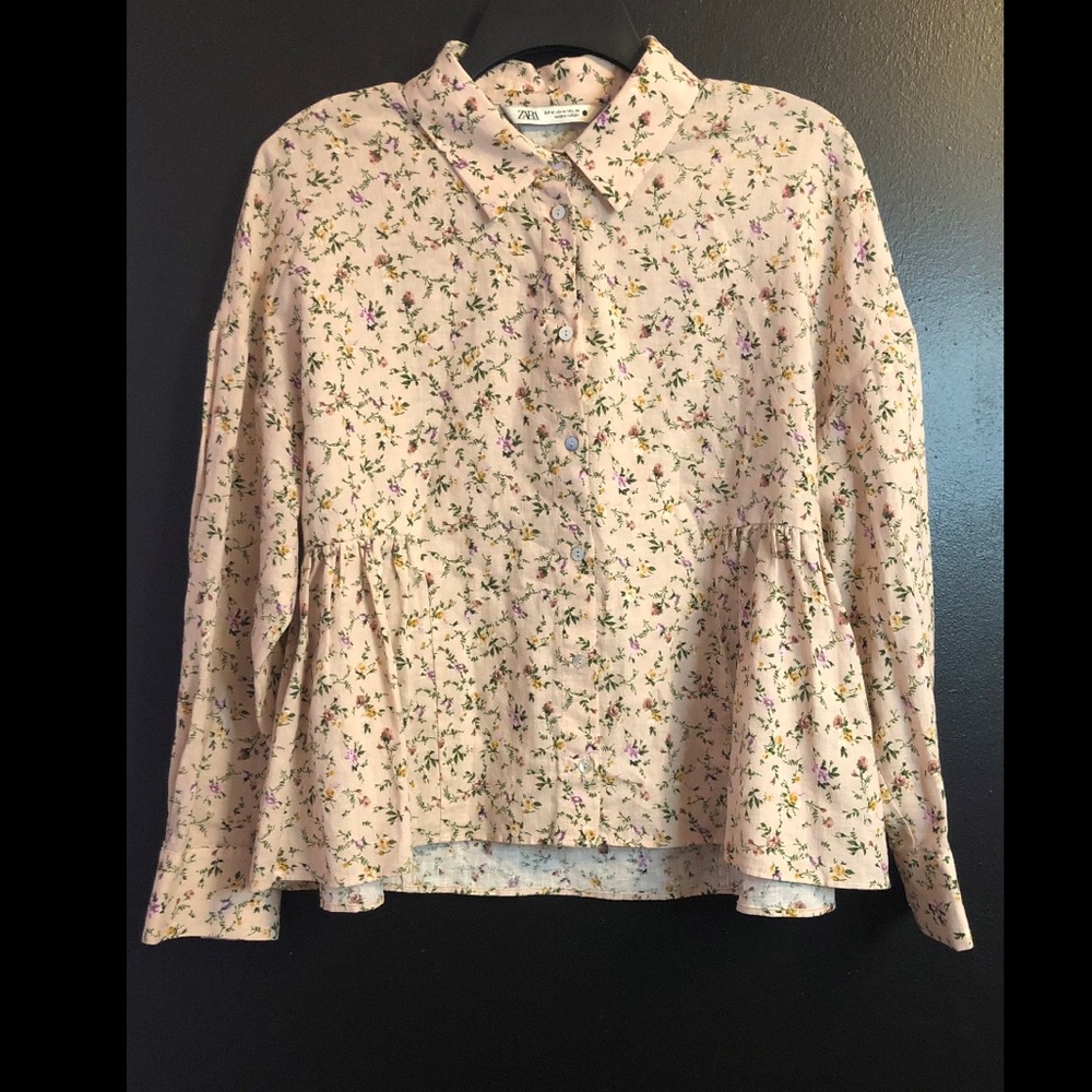 ZARA Linen Floral Button-Front Peplum Blouse in Soft Pink